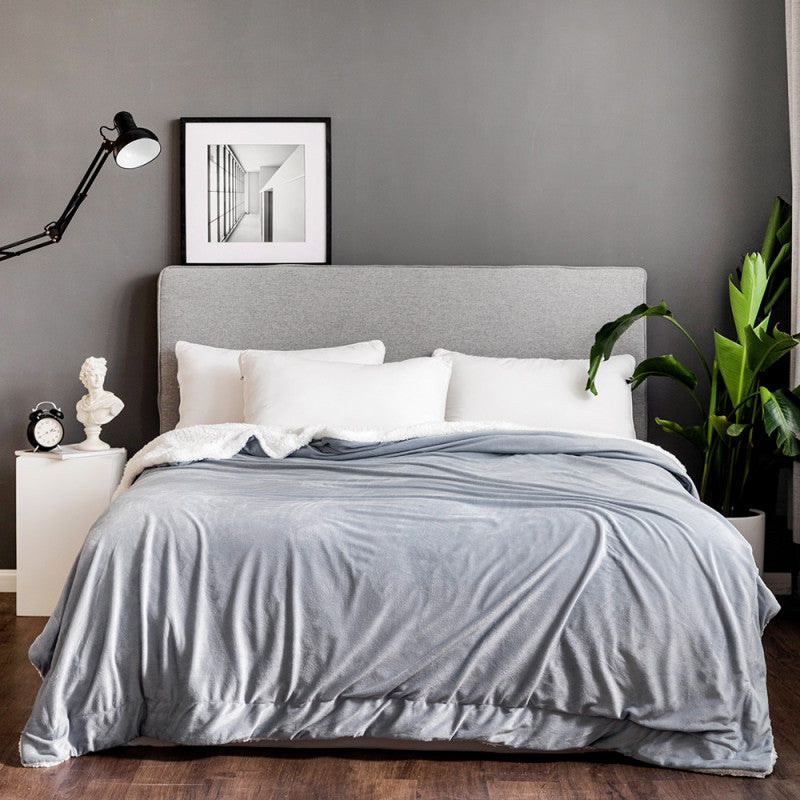 Elegant Grey Sherpa Fleece Blanket Reversible Super Soft Throw
